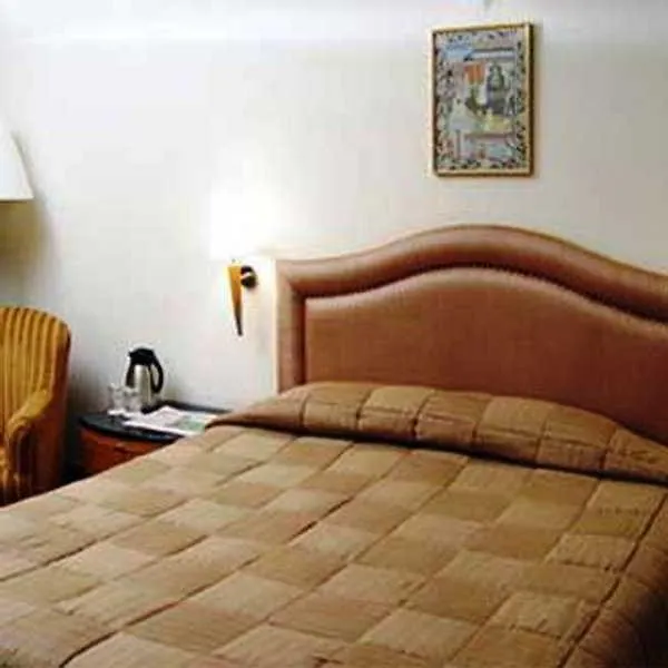 East Lite Hotel Agra