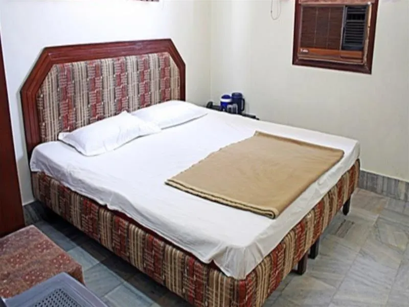 East Lite Hotel Agra